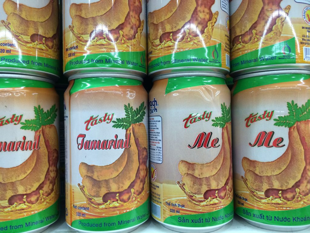 Подборка забавных азиатских продуктов: Напиток со вкусом тамаринда, популярное в Азии растение